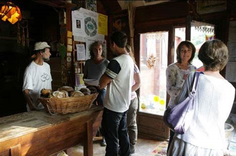 Le boulanger qui réinventa son métier, Side Ways