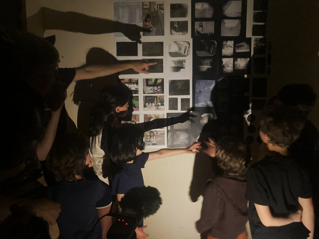 Visite de la Camera Obscura avec l'école de Molières en présence de l'artiste François Penaud Desmoulins