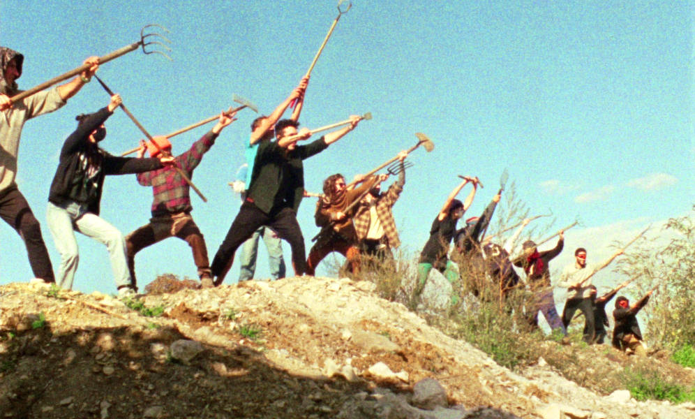 UNE ÎLE ET UNE NUIT du Collectif Les pirates des Lentillères